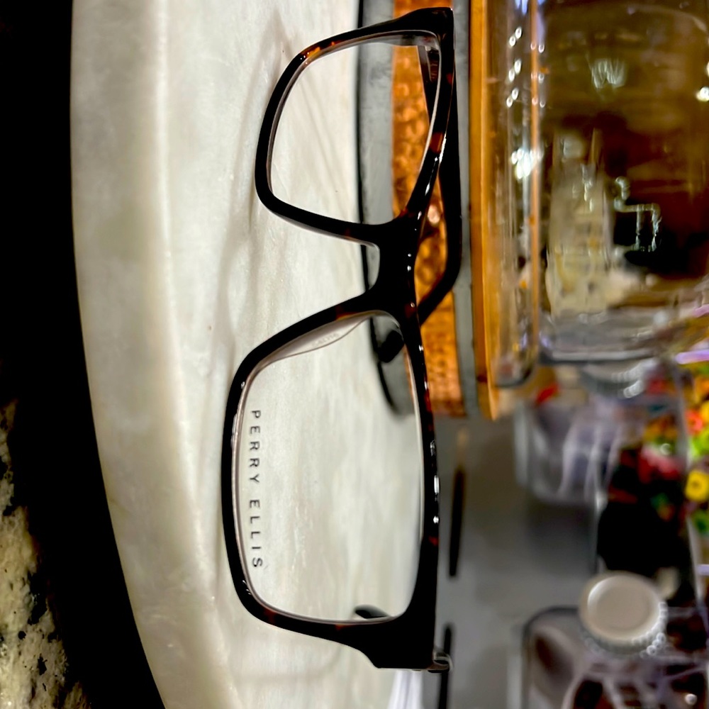 Perry Ellis frame